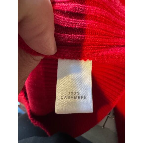 St. John Cashmere Full Zip Knit Cardigan Size P Petite 100% Cashmere Red - Picture 10 of 12